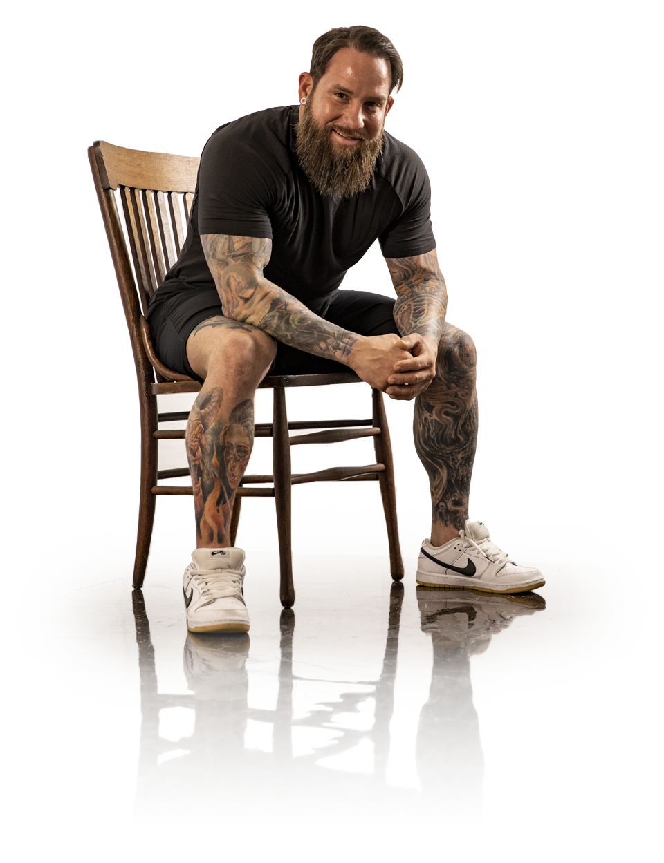robby-sitting-about1